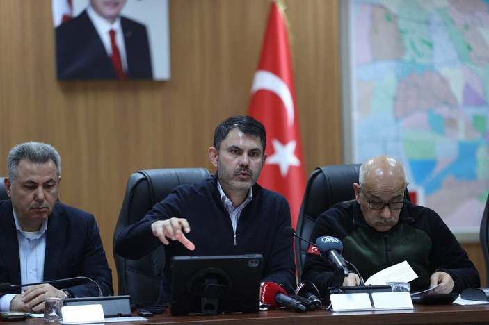 Çevre, Şehircilik ve İklim Değişikliği Bakanı Murat Kurum: 84 bin 726 bina yıkık ya da ağır hasarlı