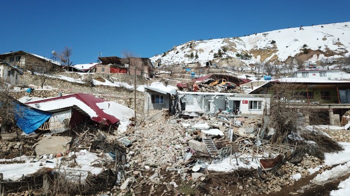 Kahramanmaraş'ın en zirvedeki dağ köyünde 130 evden 20 ev kaldı #1